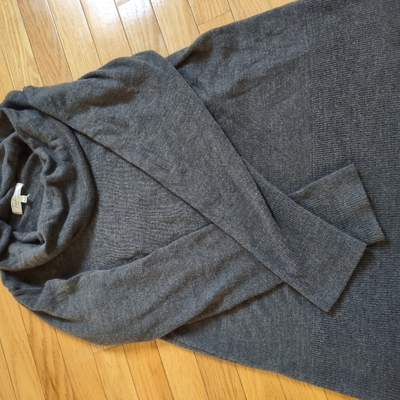 Women big neck sweater - Picture 1 of 3